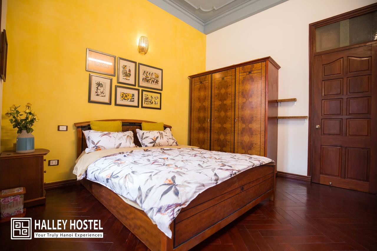 Halley Hostel Hanoi Esterno foto