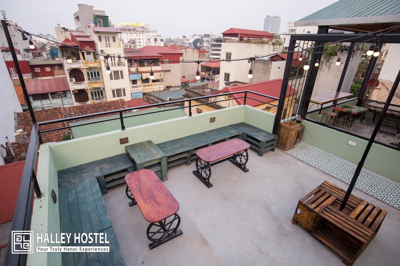 Halley Hostel Hanoi Esterno foto